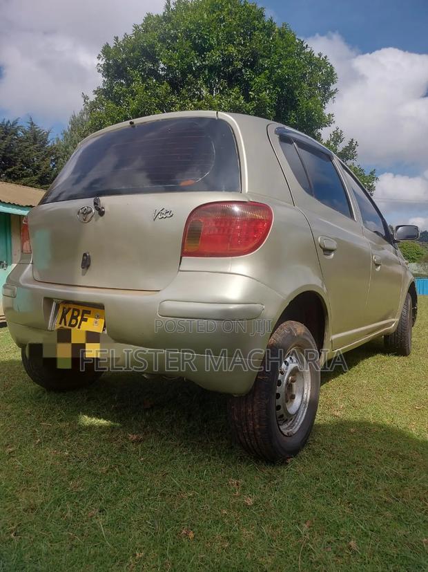 Toyota Vitz 2003 Gray