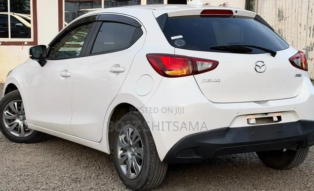 Mazda Demio 2019 White