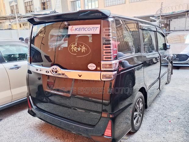 Toyota Voxy V 2WD 8-Seater 2019 Black