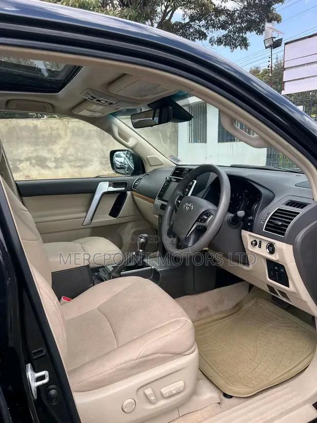 Toyota Land Cruiser Prado 2020 Matt Black