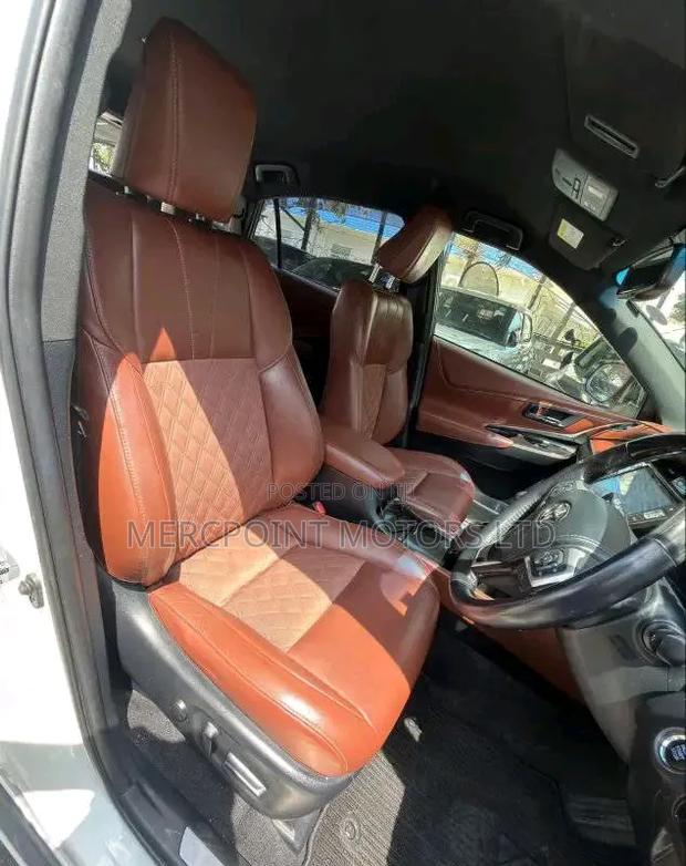Toyota Harrier 2019 White