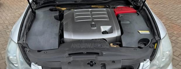 Toyota Crown 2012 Silver