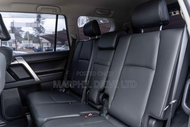 Toyota Land Cruiser Prado 2.8 2021 Black