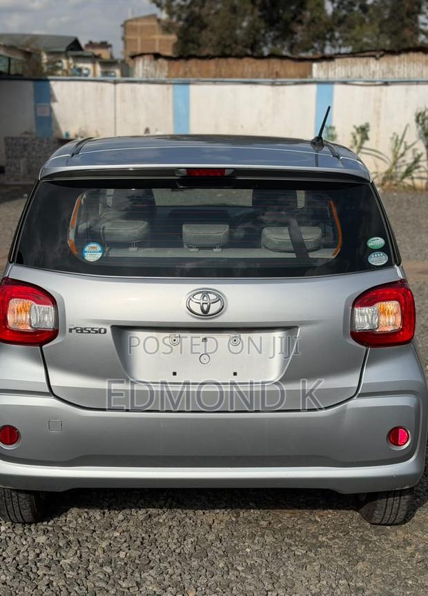 Toyota Passo 2019 Silver