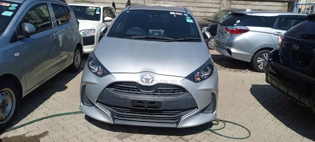 Toyota Yaris 2020 Silver