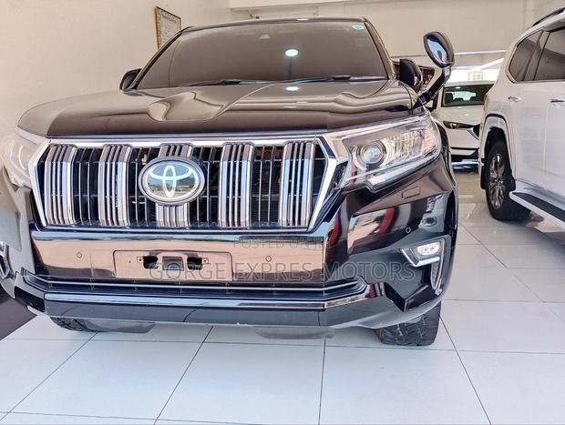 Toyota Land Cruiser Prado 2.8 2019 Black