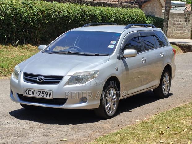 Toyota Corolla Fielder 1.5 Petrol FWD 2012 Silver