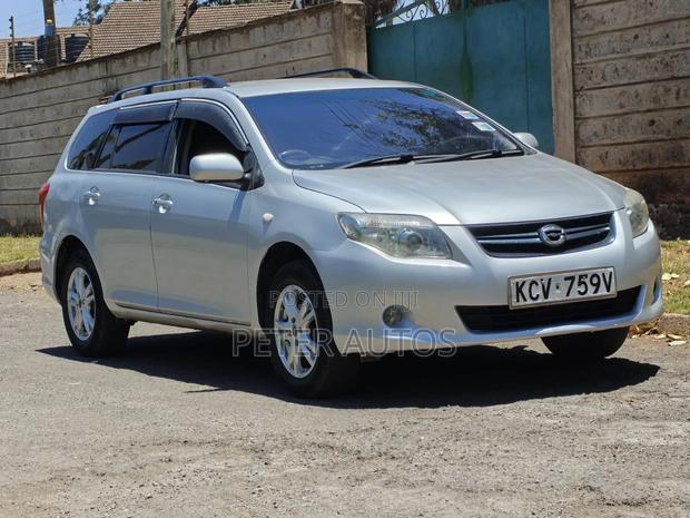 Toyota Corolla Fielder 1.5 Petrol FWD 2012 Silver