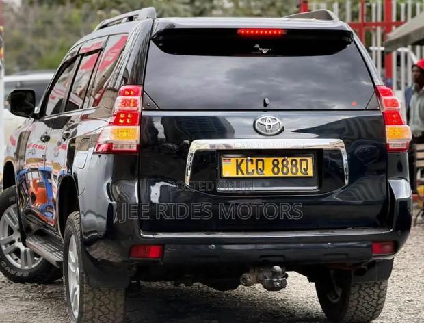Toyota Land Cruiser Prado 2011 Matt Black