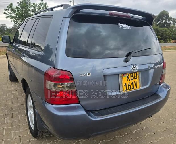 Toyota Kluger 2005 Gray