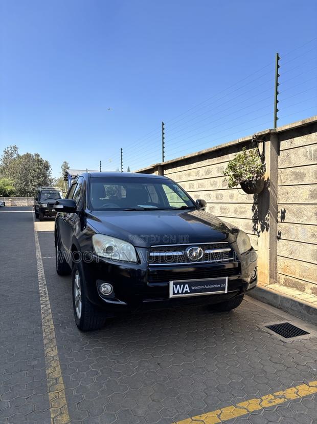 Toyota RAV4 2011 Black