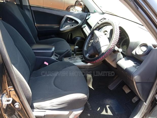 Toyota RAV4 2010 Black