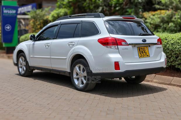 Subaru Outback 2015 White