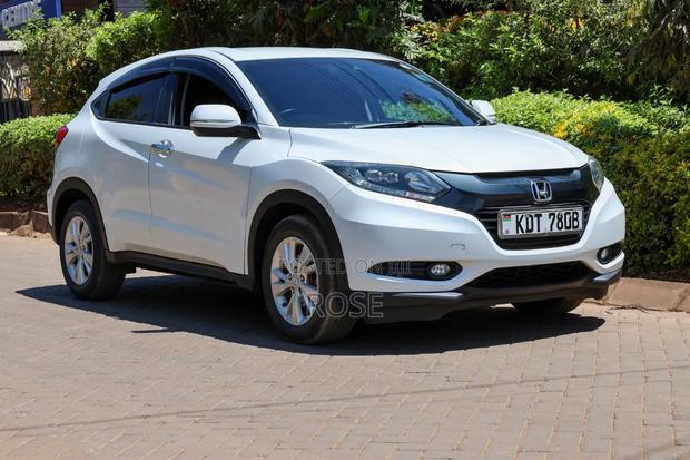 Honda Vezel 2017 White