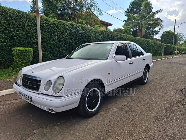 Mercedes-Benz E240 1998 White