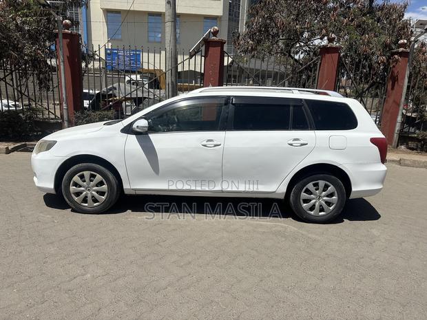 Toyota Corolla Fielder 2007 White