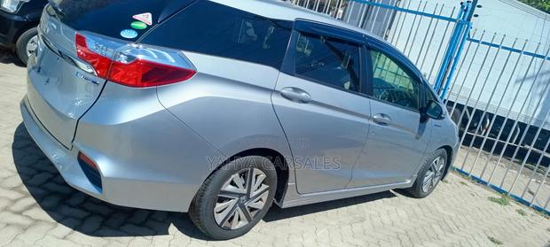 Honda Shuttle 2019 Silver