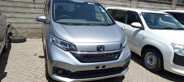 Honda Freed 2019 Silver