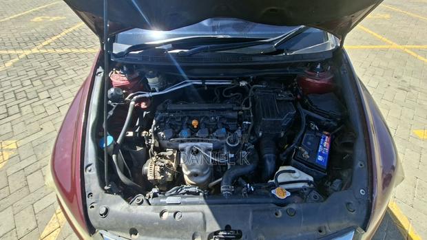 Honda Stream 1.7i LS 2008 Maroon