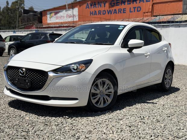 Mazda 2 2019 Pearl