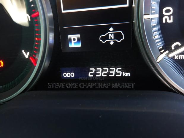 Toyota Land Cruiser 4.6 V8 ZX 2020 White