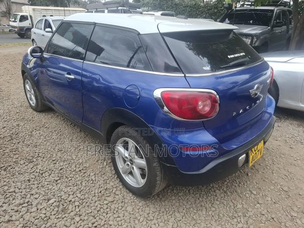 Mini Cooper 2010 Blue