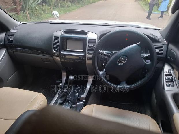 Toyota Land Cruiser Prado 2007 White