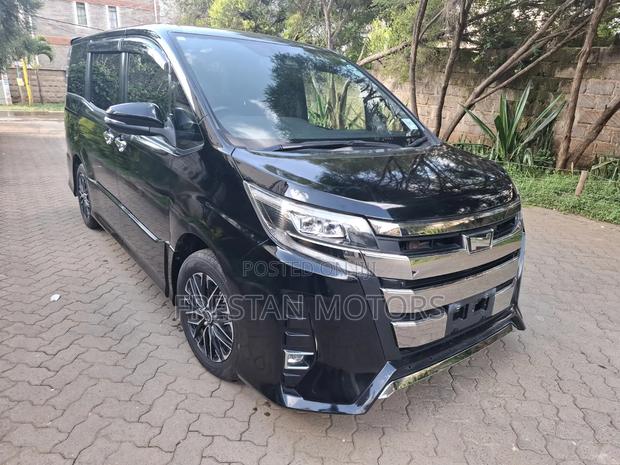 Toyota Noah 2018 Black