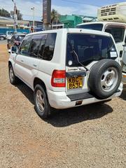 Mitsubishi Pajero 2001 White for sale