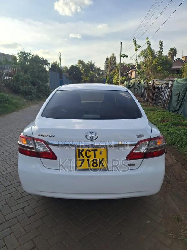 Toyota Premio 1.8 FWD 2013 White