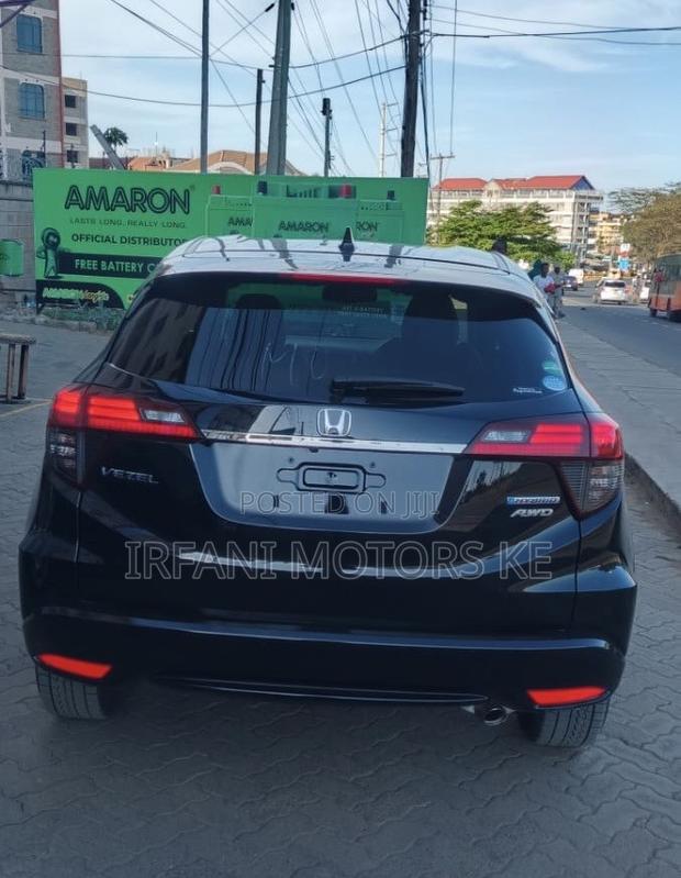 Honda Vezel 1.5 Hybrid 4WD 2019 Black