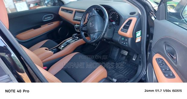 Honda Vezel 1.5 Hybrid 4WD 2019 Black