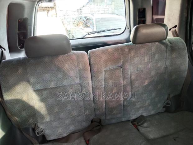 Toyota Raum 2000 Silver