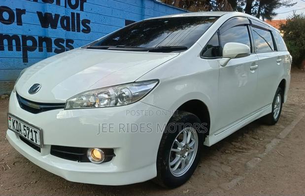Toyota Wish 2013 Pearl