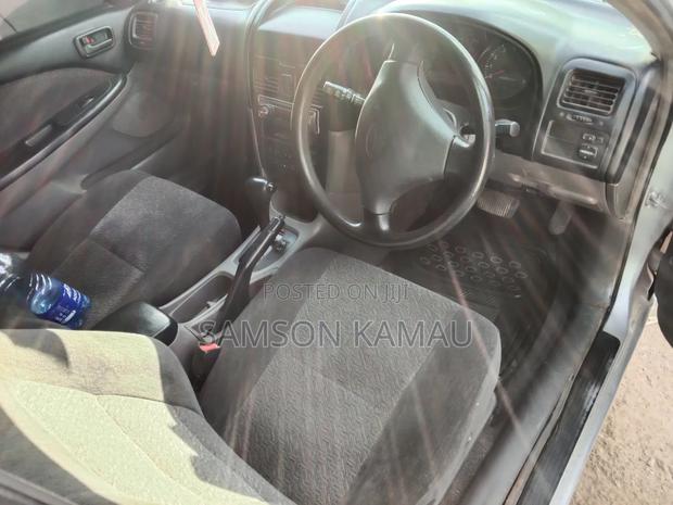 Toyota Caldina 2002 Silver