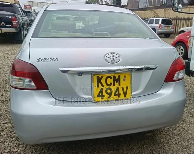 Toyota Belta 2010