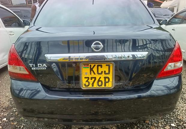 Nissan Tiida 2009 Matt Black