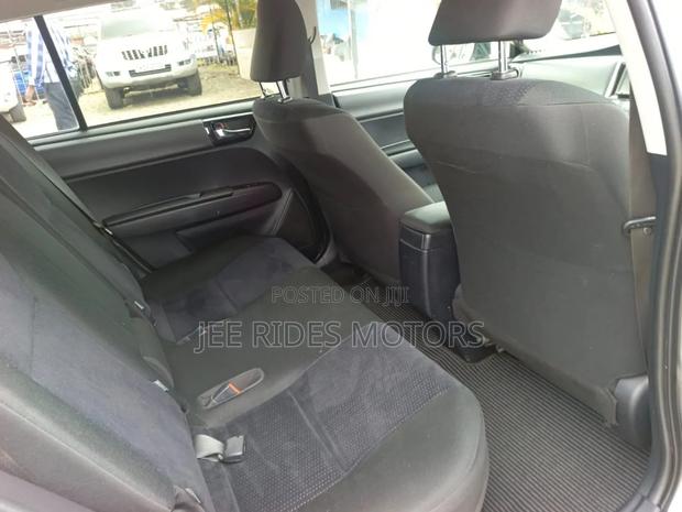 Toyota Corolla Fielder 2019 Silver