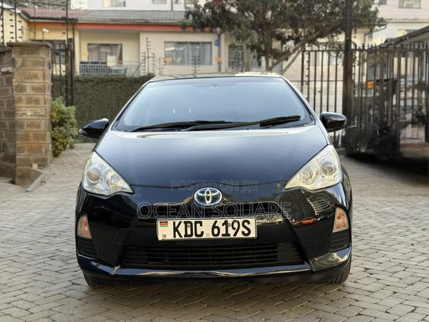 Toyota Aqua 2013 Black