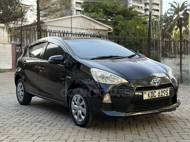 Toyota Aqua 2013 Black