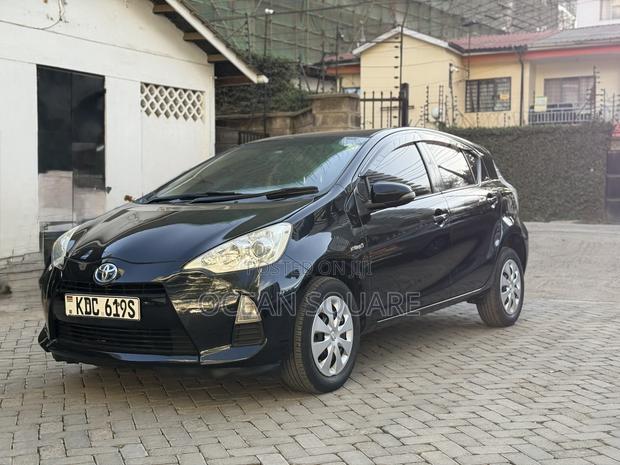Toyota Aqua 2013 Black