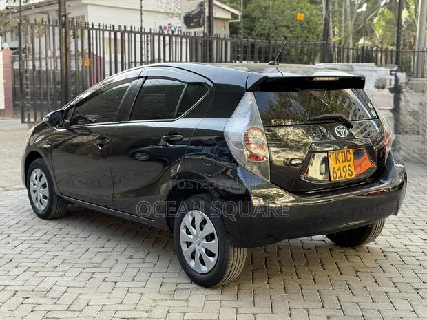 Toyota Aqua 2013 Black