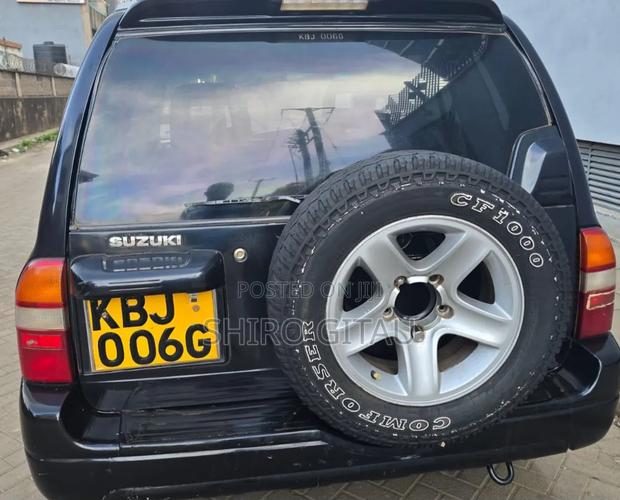 Suzuki Escudo 2002 Black