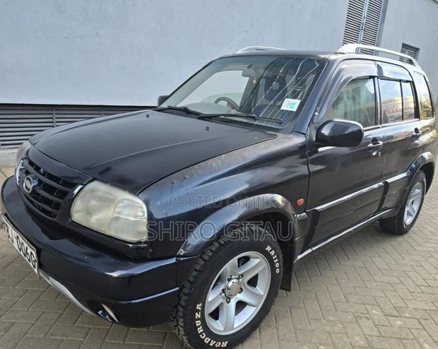 Suzuki Escudo 2002 Black