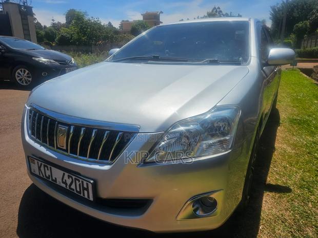 Toyota Premio 2.0 FWD 2010 Silver