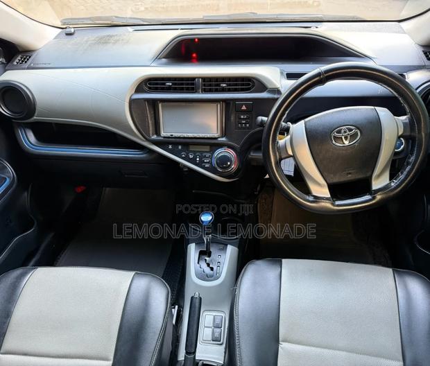 Toyota Aqua 2013 Black