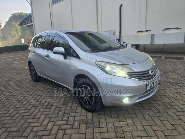 Nissan Note 2013 Silver