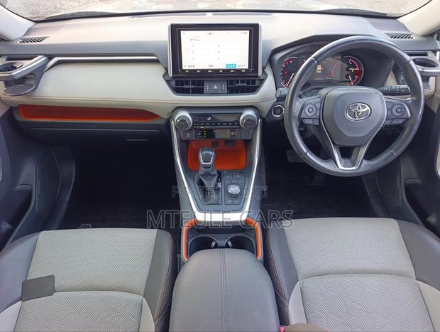 Toyota RAV4 Adventure 2019 Gray