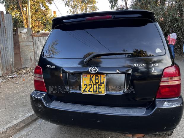 Toyota Kluger 2004 Black