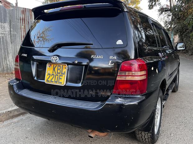 Toyota Kluger 2004 Black